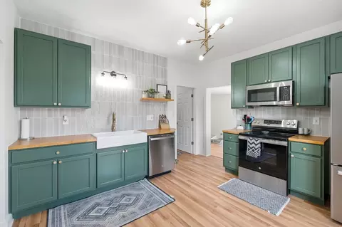 Kitchen - 362 Ludlow Ave, Springfield, OH 45505 photo 1 of 4