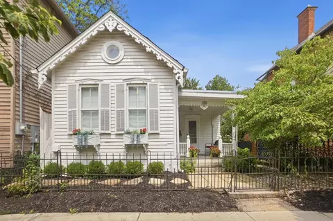 140 E Whittier St, Columbus, OH 43206