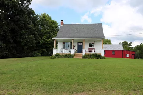 2480 Rich Hill Rd, Centerburg, OH 43011