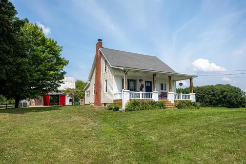 2480 Rich Hill Rd, Centerburg, OH 43011