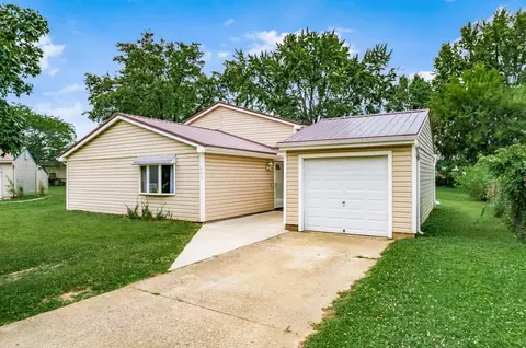 641 Blarney Stone Ct, Galloway, OH 43119