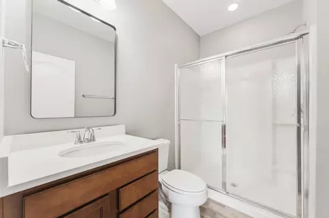 Bath - 324 Silver Fox Way, Delaware, OH 43015 photo 6 of 10
