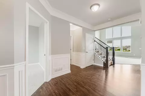 Entry Way - 324 Silver Fox Way, Delaware, OH 43015 photo 6 of 14