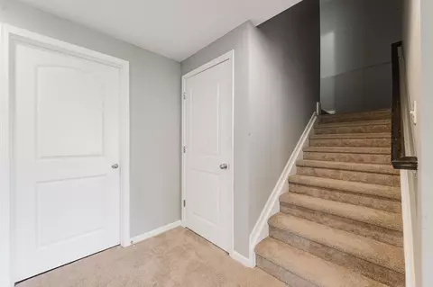 Entry Way - 324 Silver Fox Way, Delaware, OH 43015 photo 14 of 14