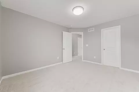 Bedroom - 324 Silver Fox Way, Delaware, OH 43015 photo 14 of 15