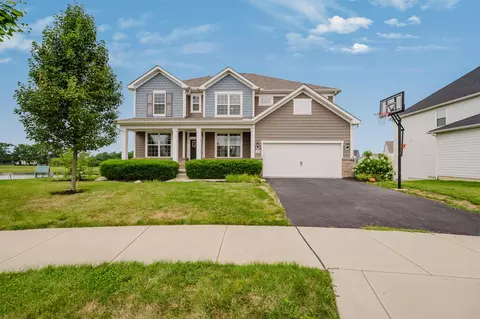 Exterior - 324 Silver Fox Way, Delaware, OH 43015 photo 2 of 14