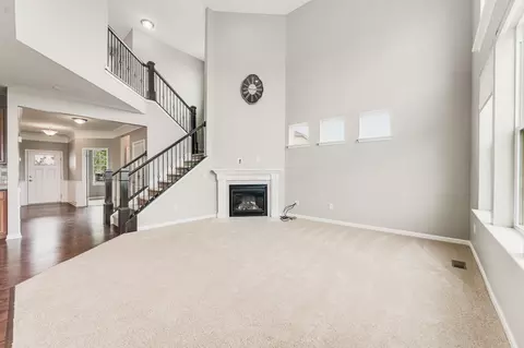 Living - 324 Silver Fox Way, Delaware, OH 43015 photo 3 of 15