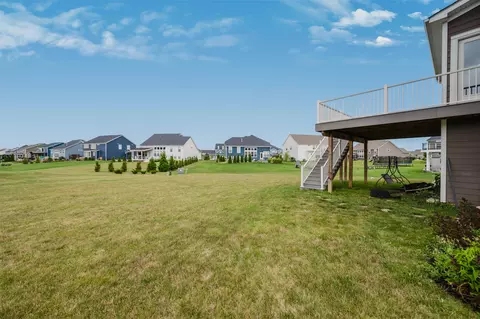Exterior - 324 Silver Fox Way, Delaware, OH 43015 photo 13 of 14
