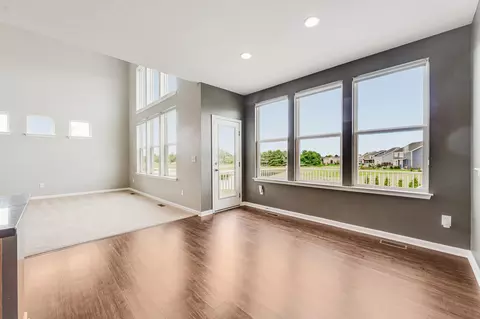 Living - 324 Silver Fox Way, Delaware, OH 43015 photo 6 of 15