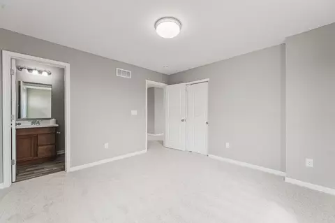 Bedroom - 324 Silver Fox Way, Delaware, OH 43015 photo 13 of 15