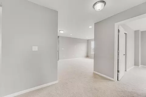 Entry Way - 324 Silver Fox Way, Delaware, OH 43015 photo 10 of 14