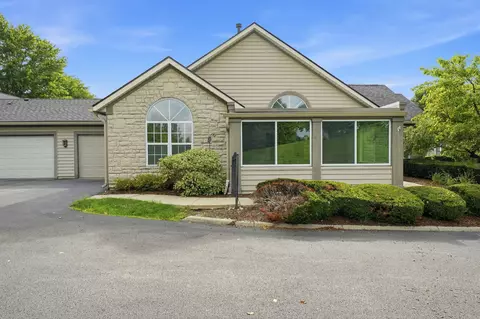 5642 Villa Gates Dr, Hilliard, OH 43026