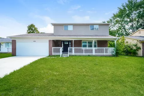 4814 Heatherton Dr, Columbus, OH 43229