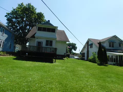Exterior - 397 Warner Ave, Logan, OH 43138 photo 2 of 5
