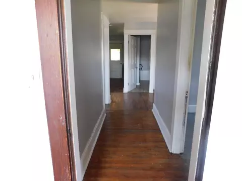 Entry Way - 397 Warner Ave, Logan, OH 43138 photo 2 of 3