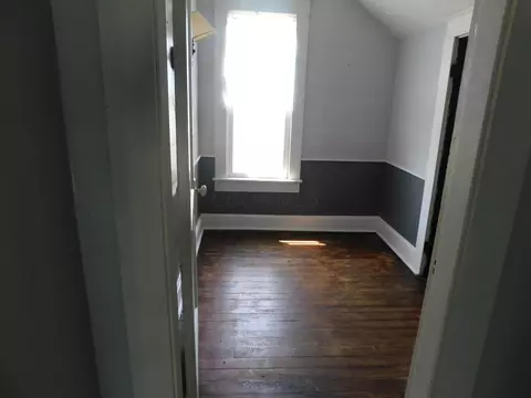 Bedroom - 397 Warner Ave, Logan, OH 43138 photo 6 of 6