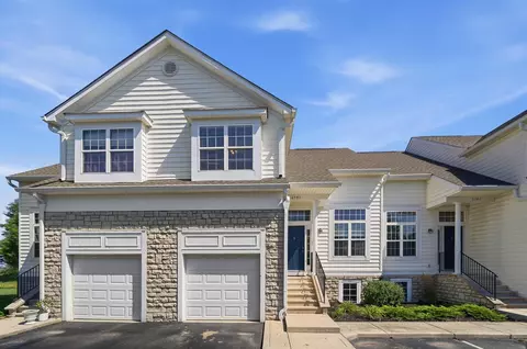 6940 Churchill Downs Dr #40, New Albany, OH 43054
