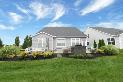Exterior - 56 Solstice Rd, Delaware, OH 43015 photo 4 of 9