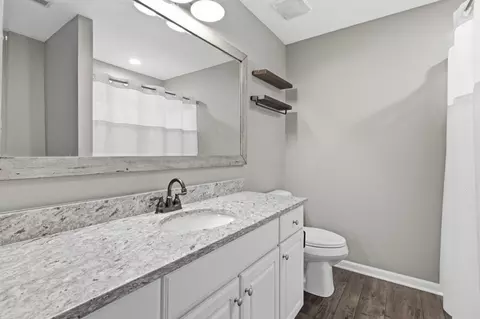 Bath - 752 Lambton Cir E, Lancaster, OH 43130 photo 3 of 3