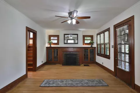 Living - 306 Crestview Rd, Columbus, OH 43202 photo 2 of 6
