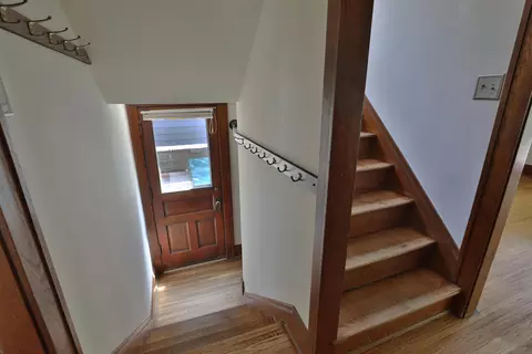 Entry Way - 306 Crestview Rd, Columbus, OH 43202 photo 5 of 5