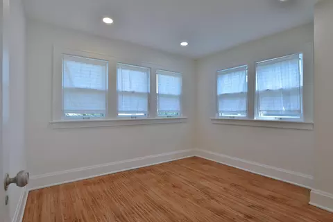 Bedroom - 306 Crestview Rd, Columbus, OH 43202 photo 6 of 8