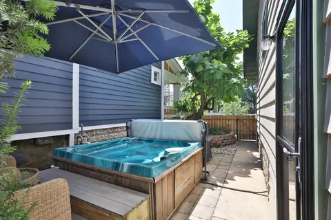 Exterior - 306 Crestview Rd, Columbus, OH 43202 photo 7 of 17
