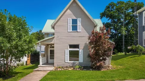 30 W Columbus St, Thornville, OH 43076