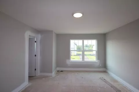 Bedroom - 1686 Angelo Ln, Delaware, OH 43015 photo 1 of 4