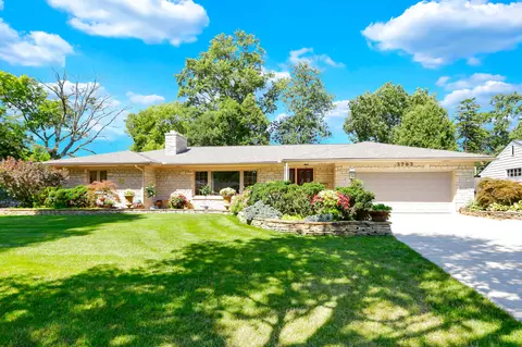 3783 Chevington Rd, Columbus, OH 43220