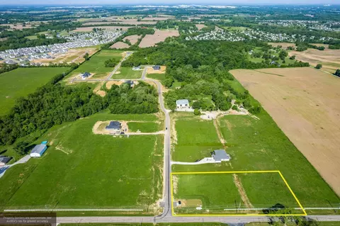 215 Jonathan Trl, Canal Winchester, OH 43110