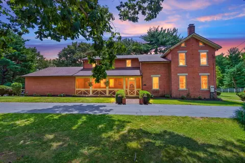 111 E Hocking St, Canal Winchester, OH 43110