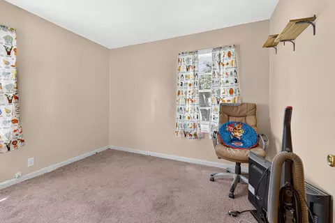 Bedroom - 844 Central Dr, Marion, OH 43302 photo 2 of 3