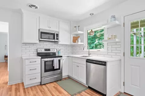 Kitchen - 7186 Prospect Dublin, Prospect, OH 43342 photo 1 of 2