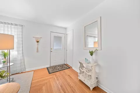 Entry Way - 7186 Prospect Dublin, Prospect, OH 43342 photo 1 of 2