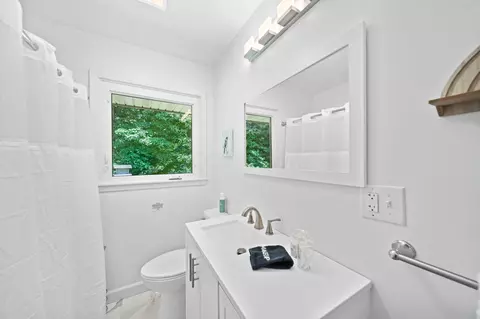 Bath - 7186 Prospect Dublin, Prospect, OH 43342 photo 2 of 3