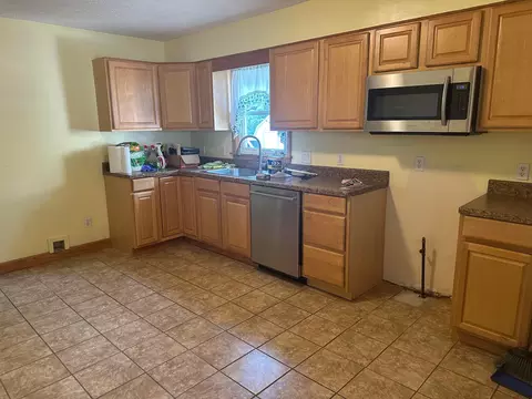 Kitchen - 770 Walker St, Newark, OH 43055 photo 1 of 1