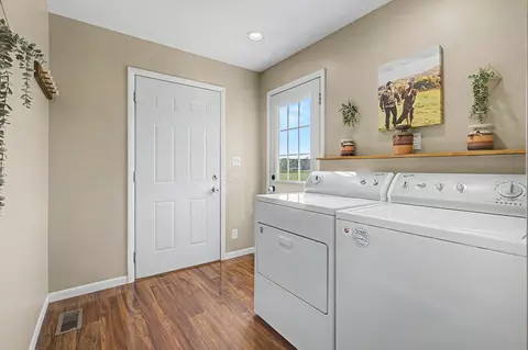 Other - 28503 Chieftain Dr, Logan, OH 43138 photo 4 of 10