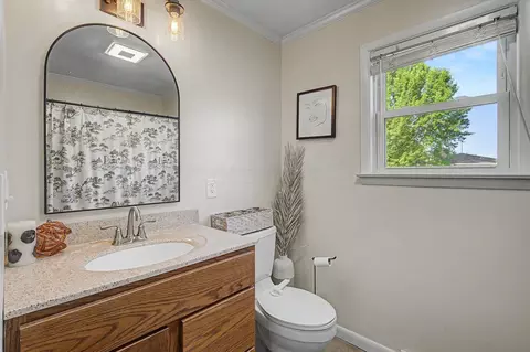 Bath - 28503 Chieftain Dr, Logan, OH 43138 photo 1 of 6