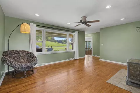 Living - 28503 Chieftain Dr, Logan, OH 43138 photo 4 of 6