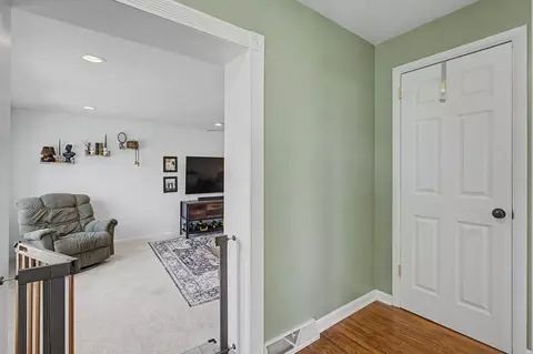 Entry Way - 28503 Chieftain Dr, Logan, OH 43138 photo 2 of 4