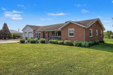 Exterior - 28503 Chieftain Dr, Logan, OH 43138 photo 5 of 14