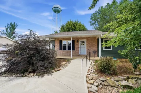 49 Lloyd Dr, North Lewisburg, OH 43060