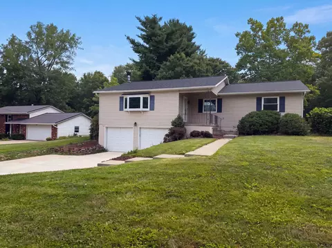 273 Cherokee Trl, Granville, OH 43023