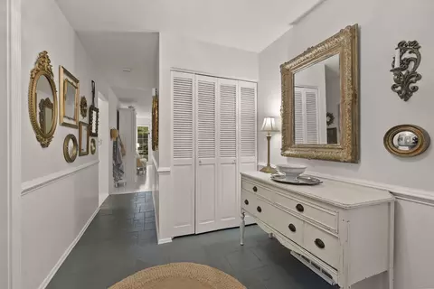 Entry Way - 4375 Castleton Rd, Columbus, OH 43220 photo 1 of 5