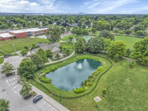 View/Area - 4375 Castleton Rd, Columbus, OH 43220 photo 7 of 12