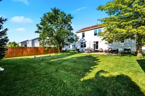 Exterior - 113 Harvard Loop, Delaware, OH 43015 photo 5 of 7