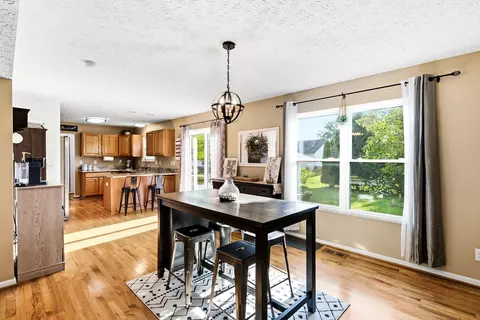 Dining - 113 Harvard Loop, Delaware, OH 43015 photo 1 of 2