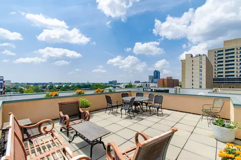 196 S Grant Ave #203, Columbus, OH 43215