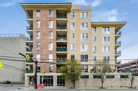 196 S Grant Ave #203, Columbus, OH 43215